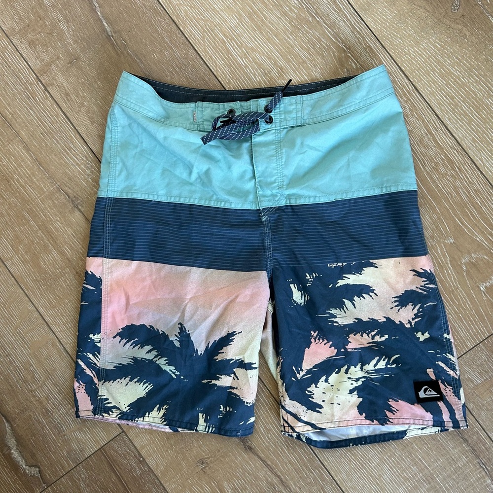 Quicksilver Board Shorts Big Boys Size 16